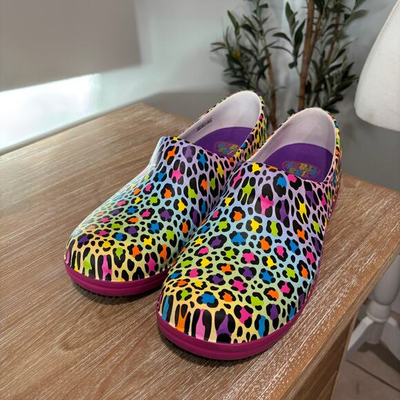 CROCS Shoes - Lisa Frank Women's Crocs Neira Pro II Pink Multi Cheetah 11